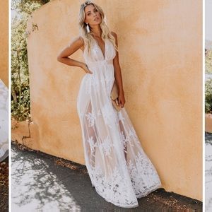 VICI Lace Maxi Dress